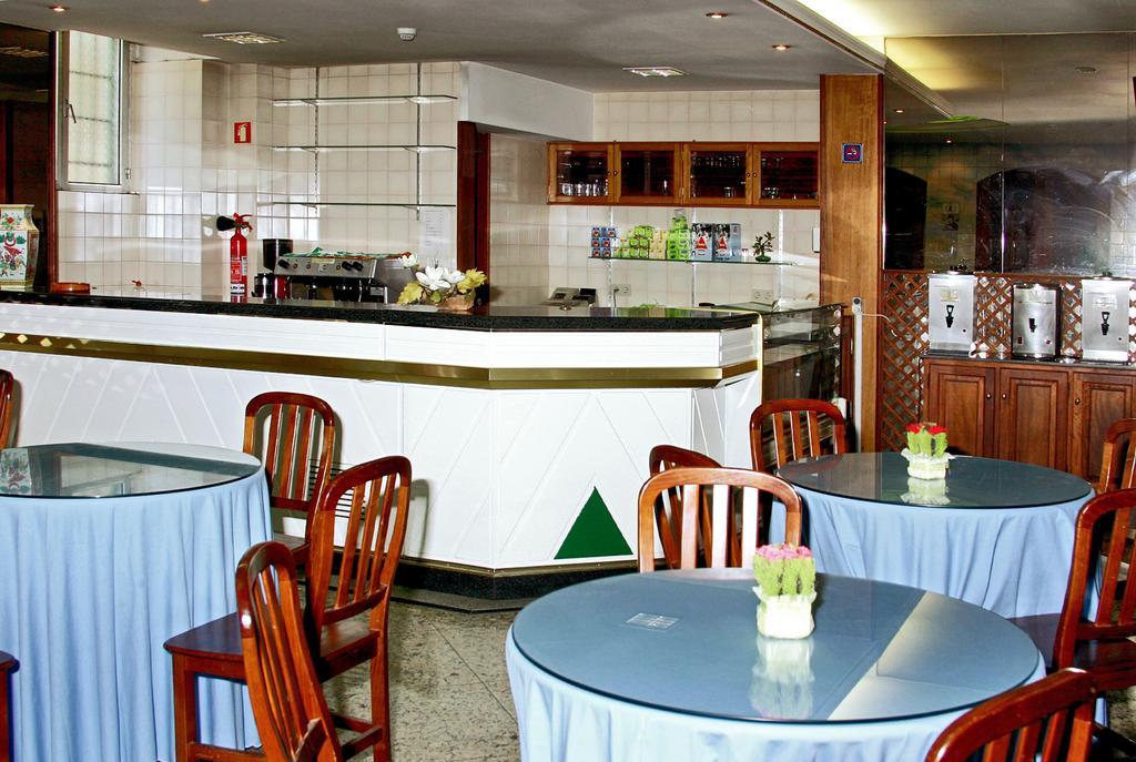 Casa De Retiros N. S. Perpetuo Socorro Hotell Guimarães Exteriör bild